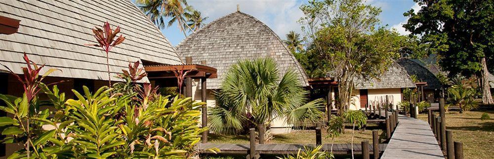 Hotel Tieti Poindimie Luaran gambar